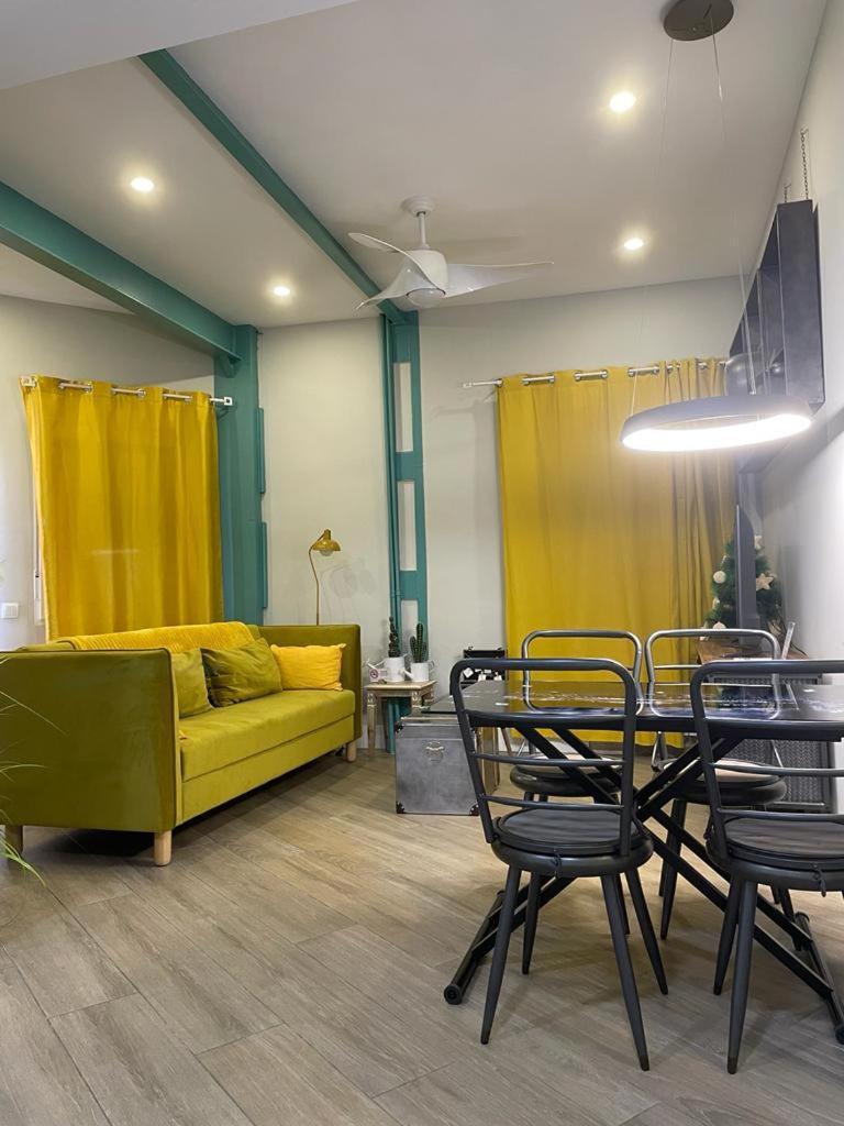 Apartamento Deluxe El Avion Apartment Alcala de Henares Bagian luar foto